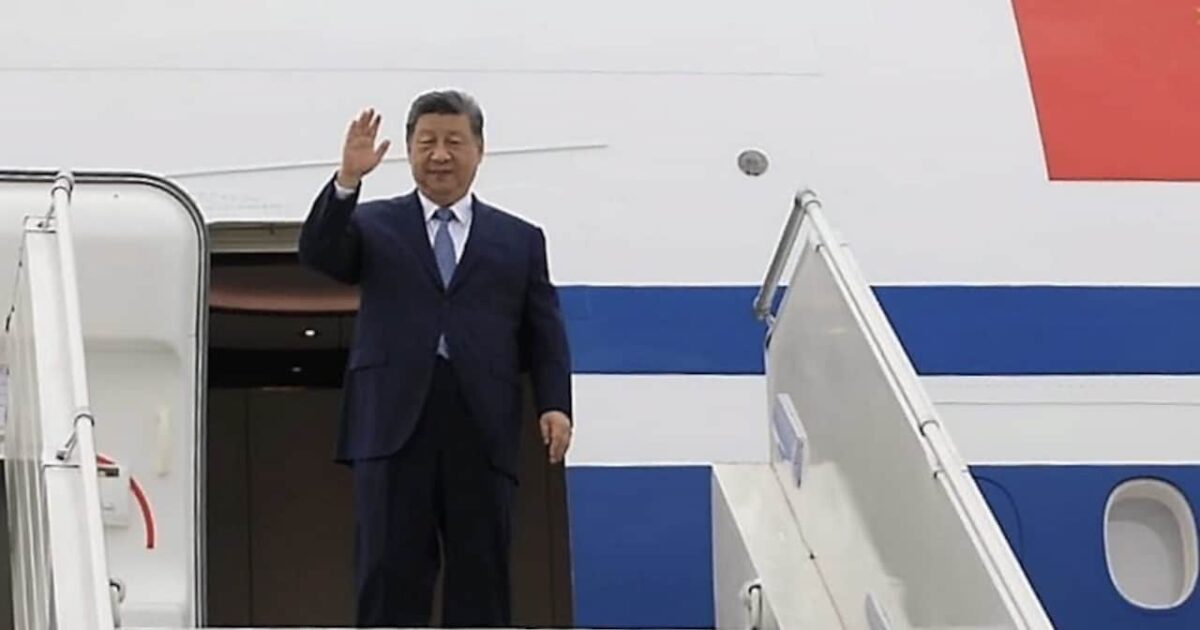 BRICS समिट: शी जिनपिंग की 7 साल बाद भारत यात्रा, PM मोदी के साथ द्विपक्षीय वार्ता में सीमा शांति और व्यापार पर चर्चा