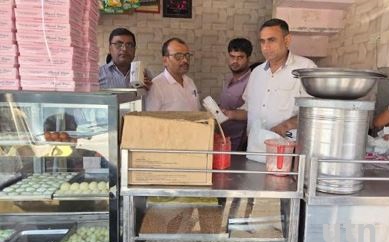 दीपावली के मद्देनजर रामपुर में मिलावटखोरों पर कसा शिकंजा, आठ सेंपल भरे