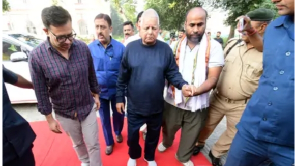 Land For Job' स्कैम: चुनावी घमासान के बीच लालू परिवार को मिली बड़ी राहत