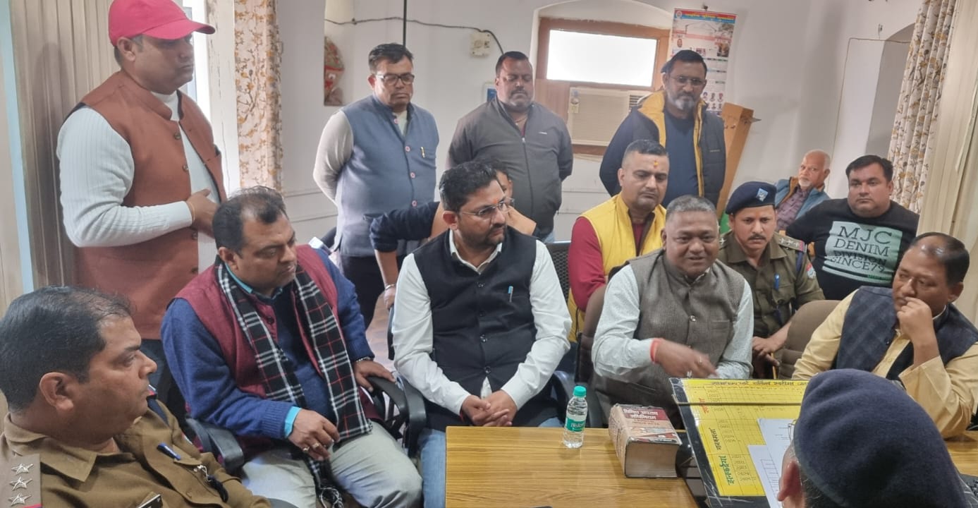 खटीमा में गूंजी धामी की जीरो टॉलरेंस नीति की तारीफ; भाजपा कार्यकर्ताओं ने पुलिस प्रशासन को दिया धन्यवाद