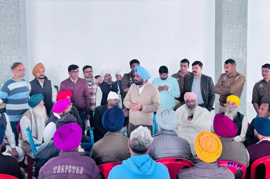 राज्यमंत्री बलदेव सिंह औलख ने की मतदाता पुनरीक्षण अभियान की समीक्षा